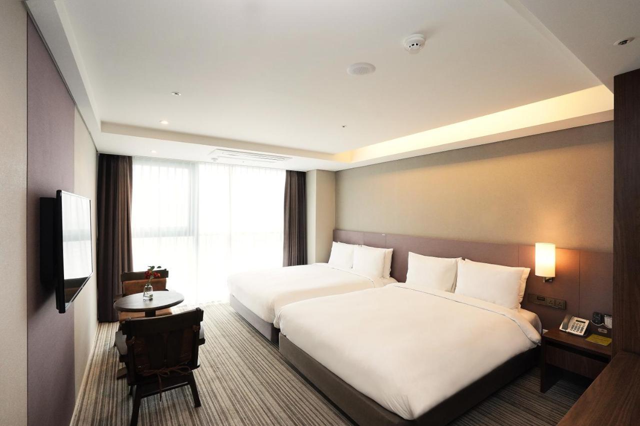 Hotel Adela Pusan Zewnętrze zdjęcie